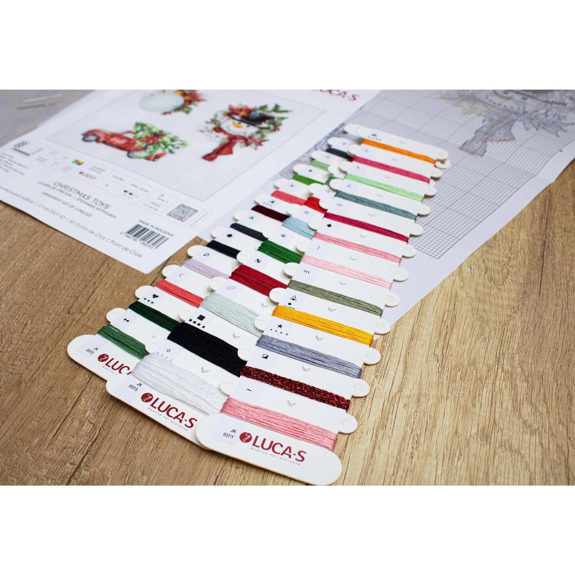 Luca-S Christmas Toys Plastic Canvas Counted Cross Stitch Kit